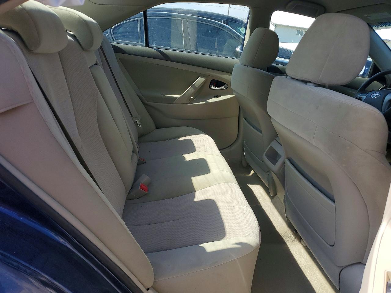 2010 TOYOTA CAMRY BASE photo 37