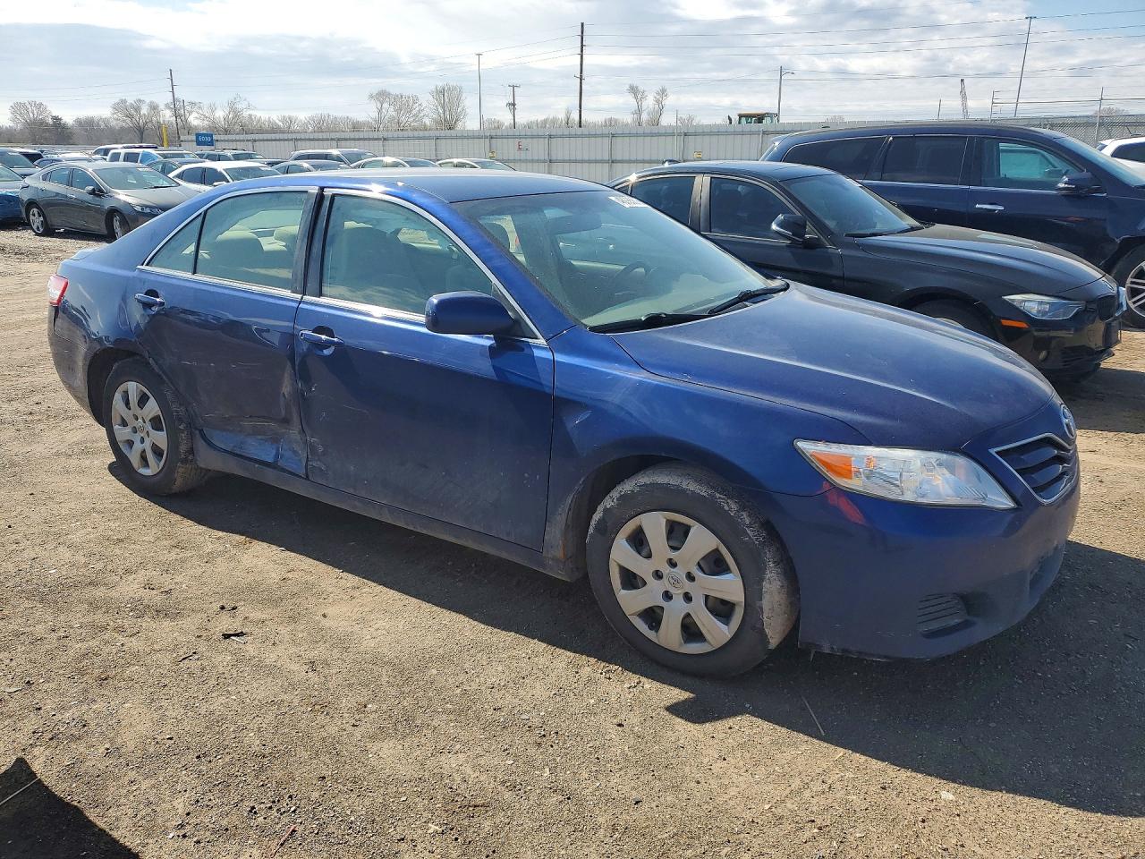 2010 TOYOTA CAMRY BASE photo 13
