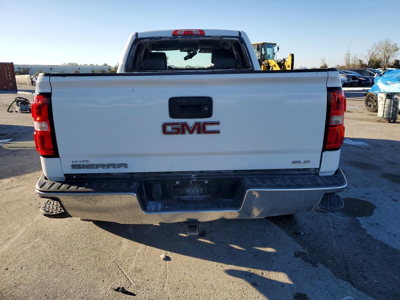 2015 GMC SIERRA photo 11
