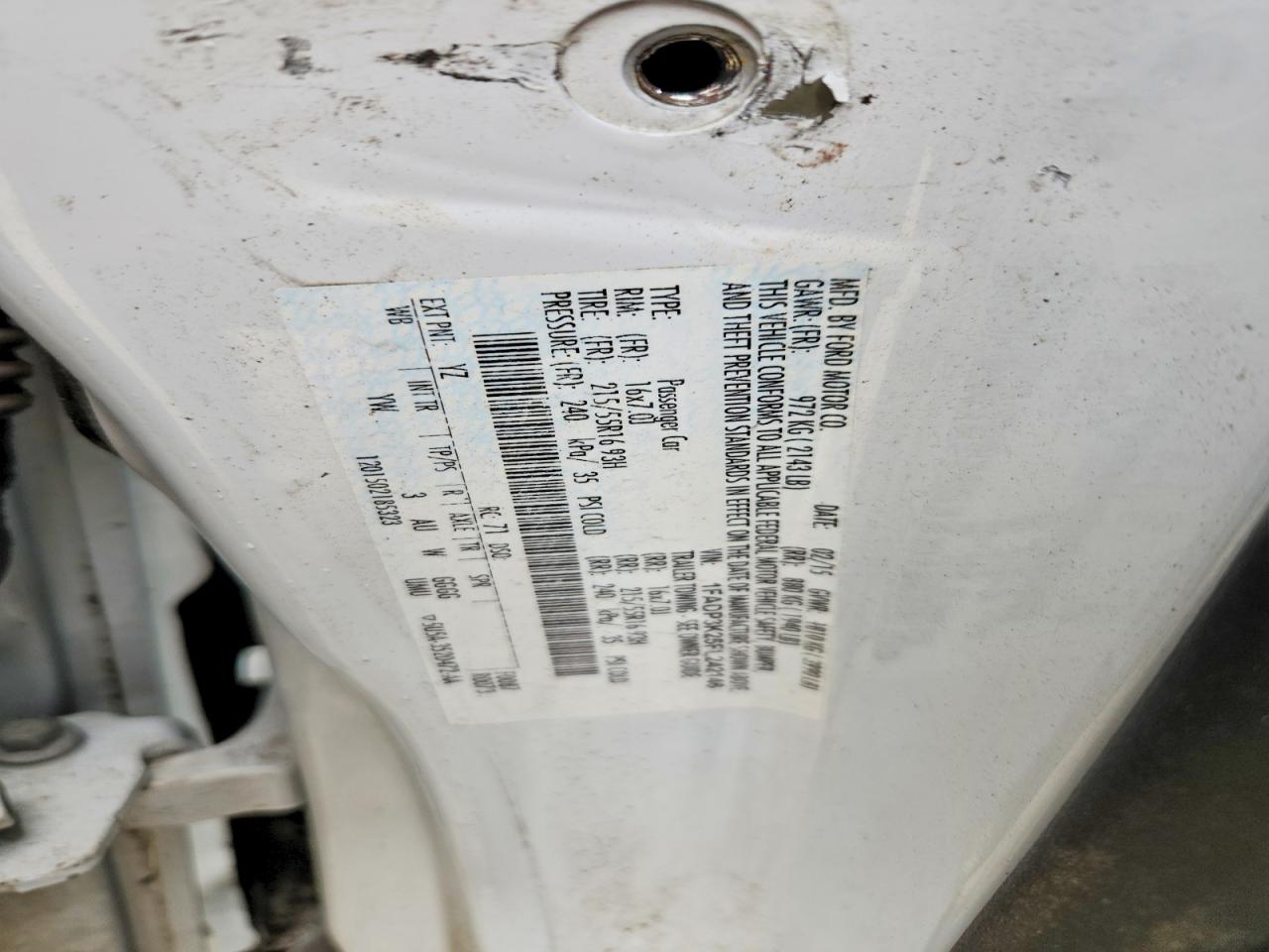 2015 FORD FOCUS SE photo 23