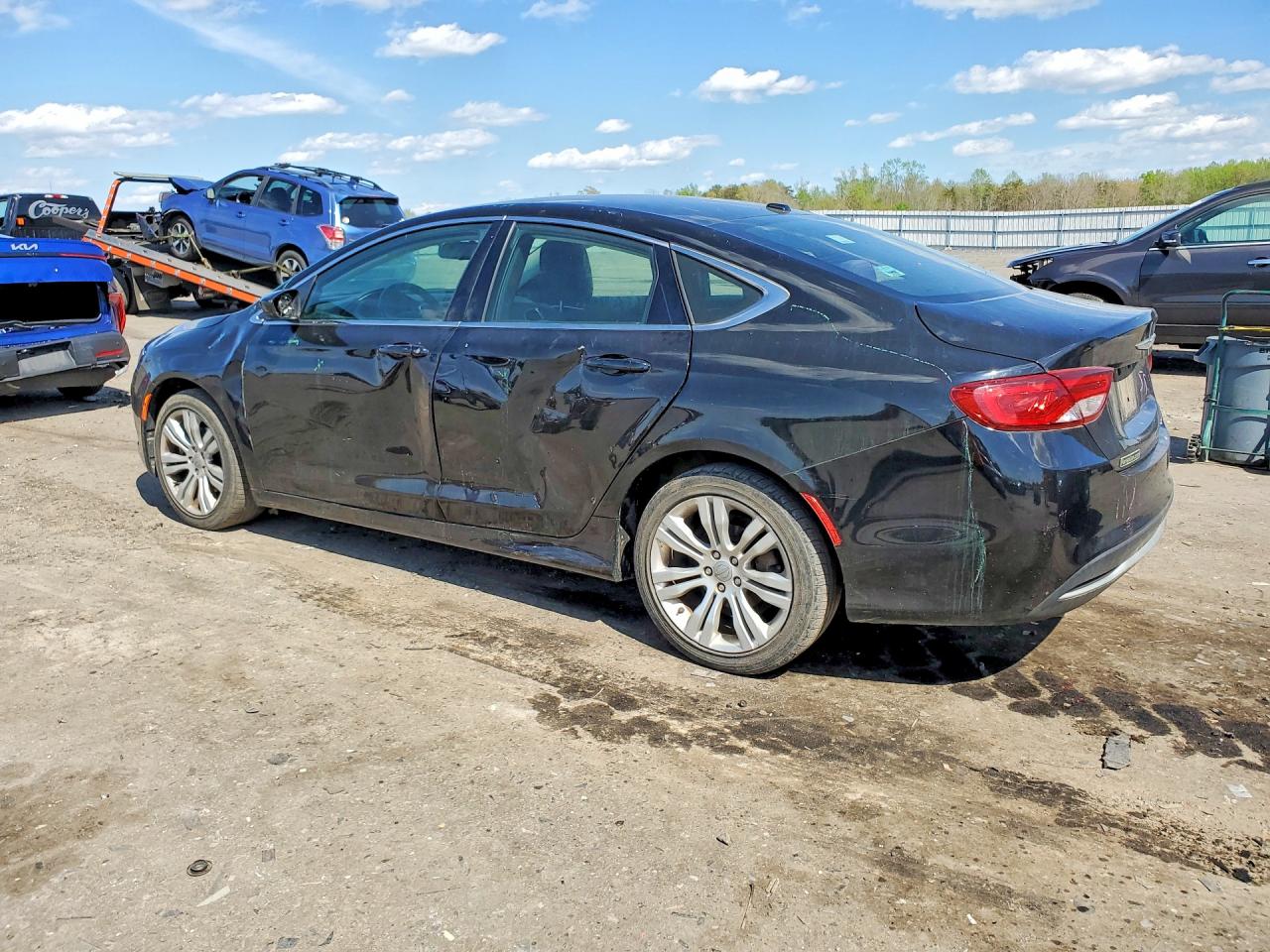 2015 CHRYSLER 200 LIMITED photo 4