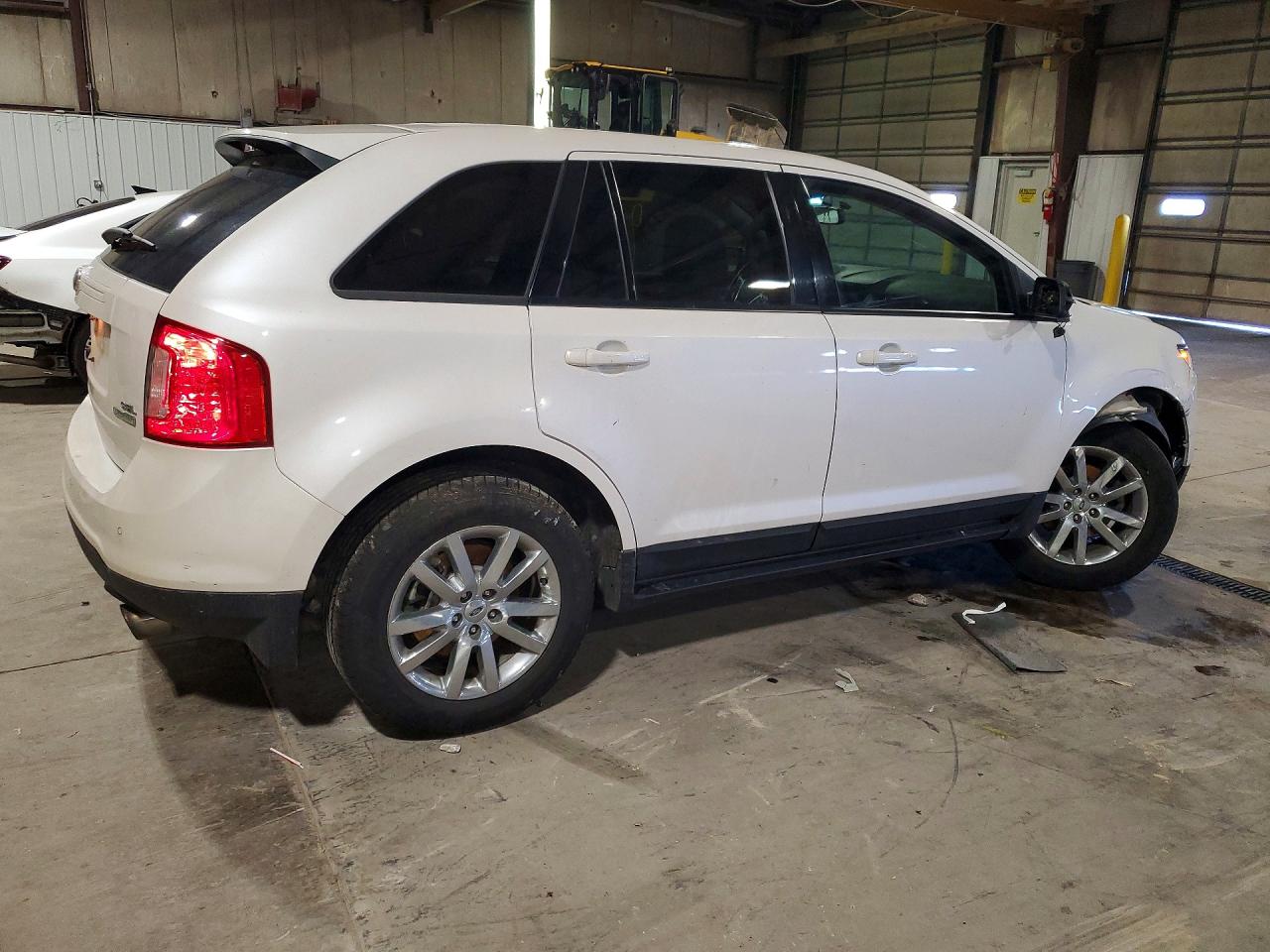 2013 FORD EDGE SEL photo 5