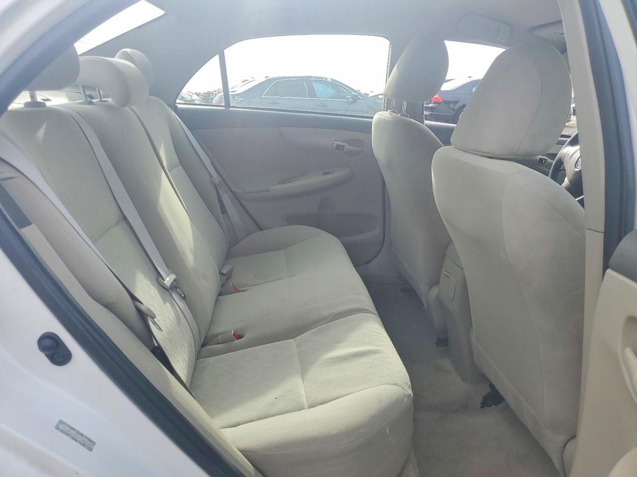 2009 TOYOTA COROLLA LE photo 28
