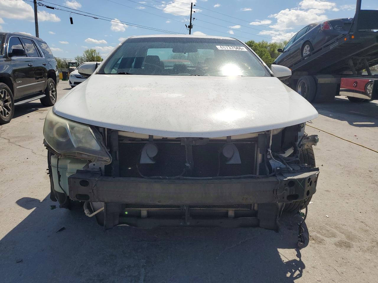 2014 TOYOTA CAMRY SE photo 9