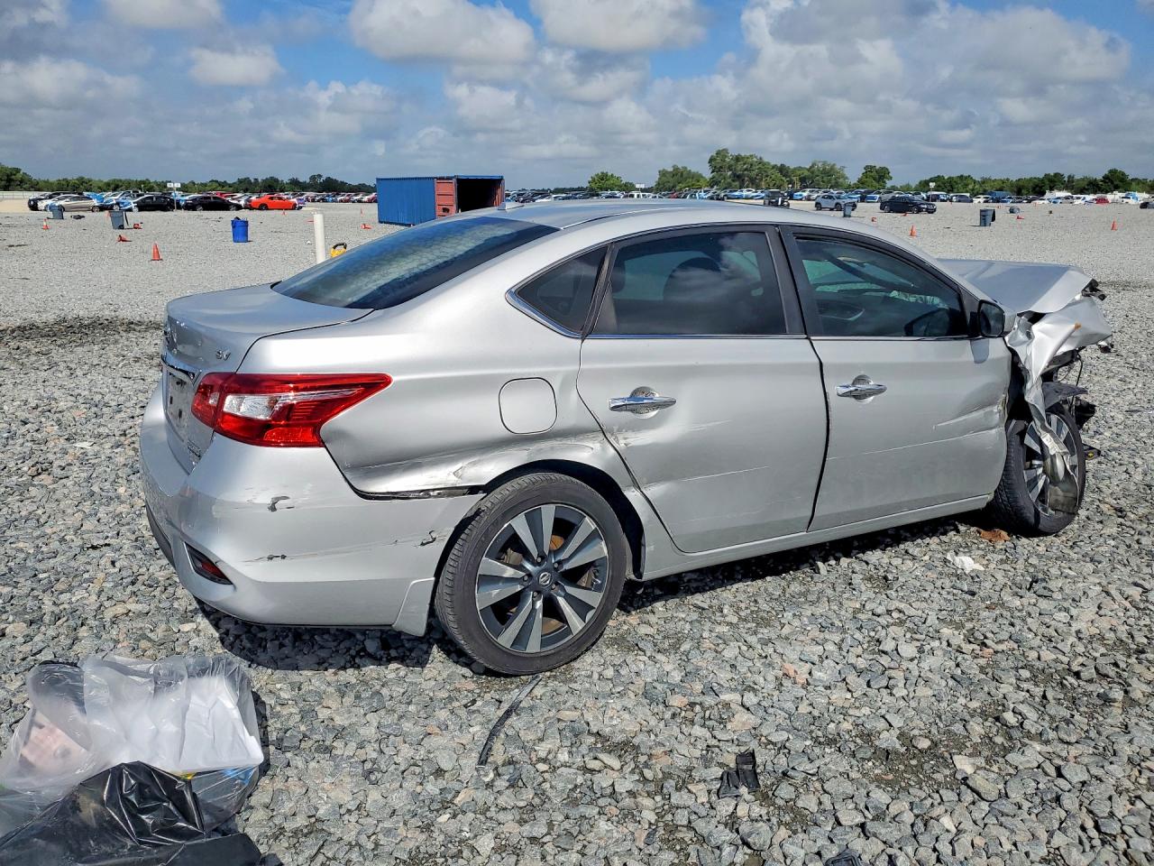 2019 NISSAN SENTRA SV photo 3