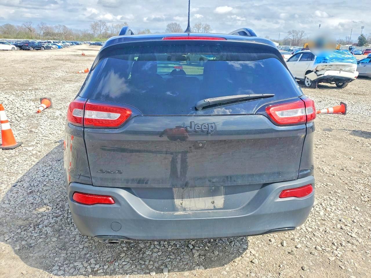2016 JEEP CHEROKEE LIMITED photo 6