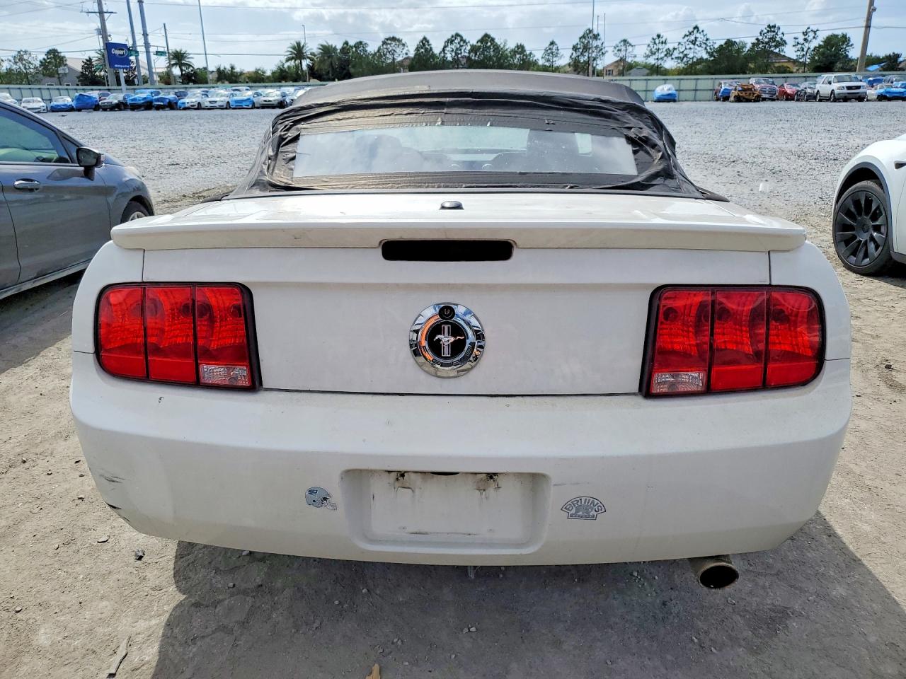 2007 FORD MUSTANG photo 16