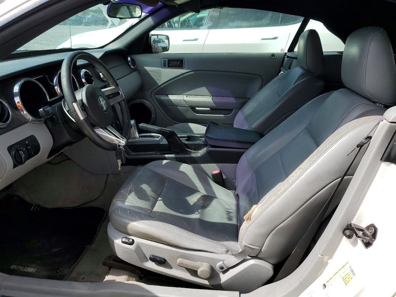 2007 FORD MUSTANG photo 19