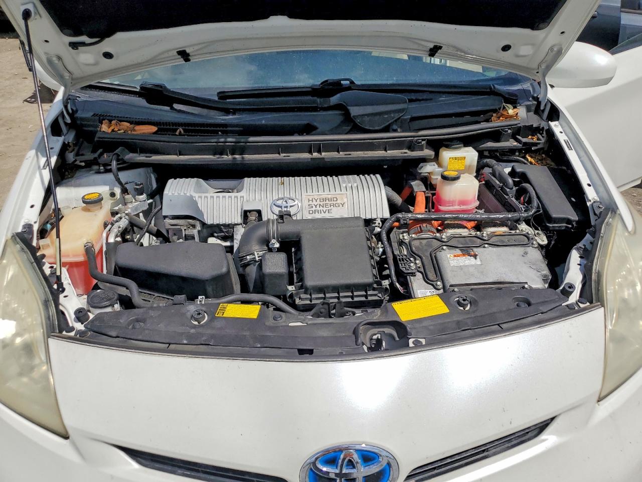 2012 TOYOTA PRIUS TWO photo 23