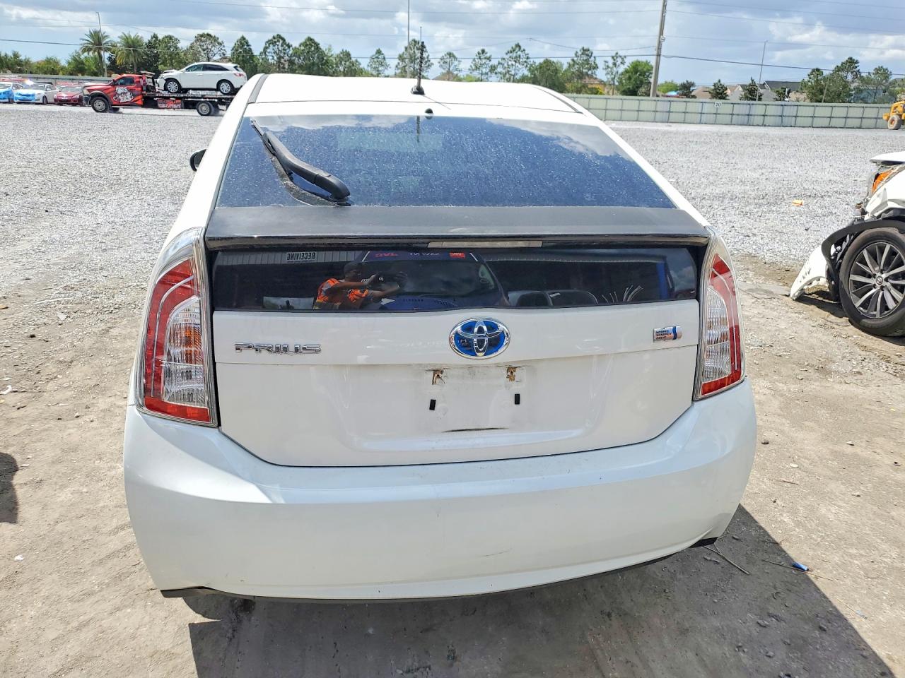 2012 TOYOTA PRIUS TWO photo 11