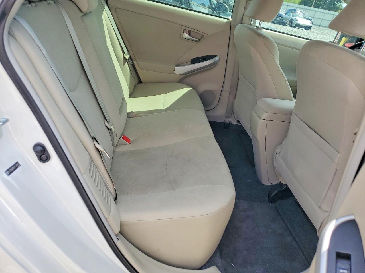 2012 TOYOTA PRIUS TWO photo 21