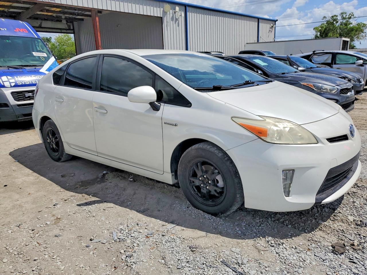 2012 TOYOTA PRIUS TWO photo 7