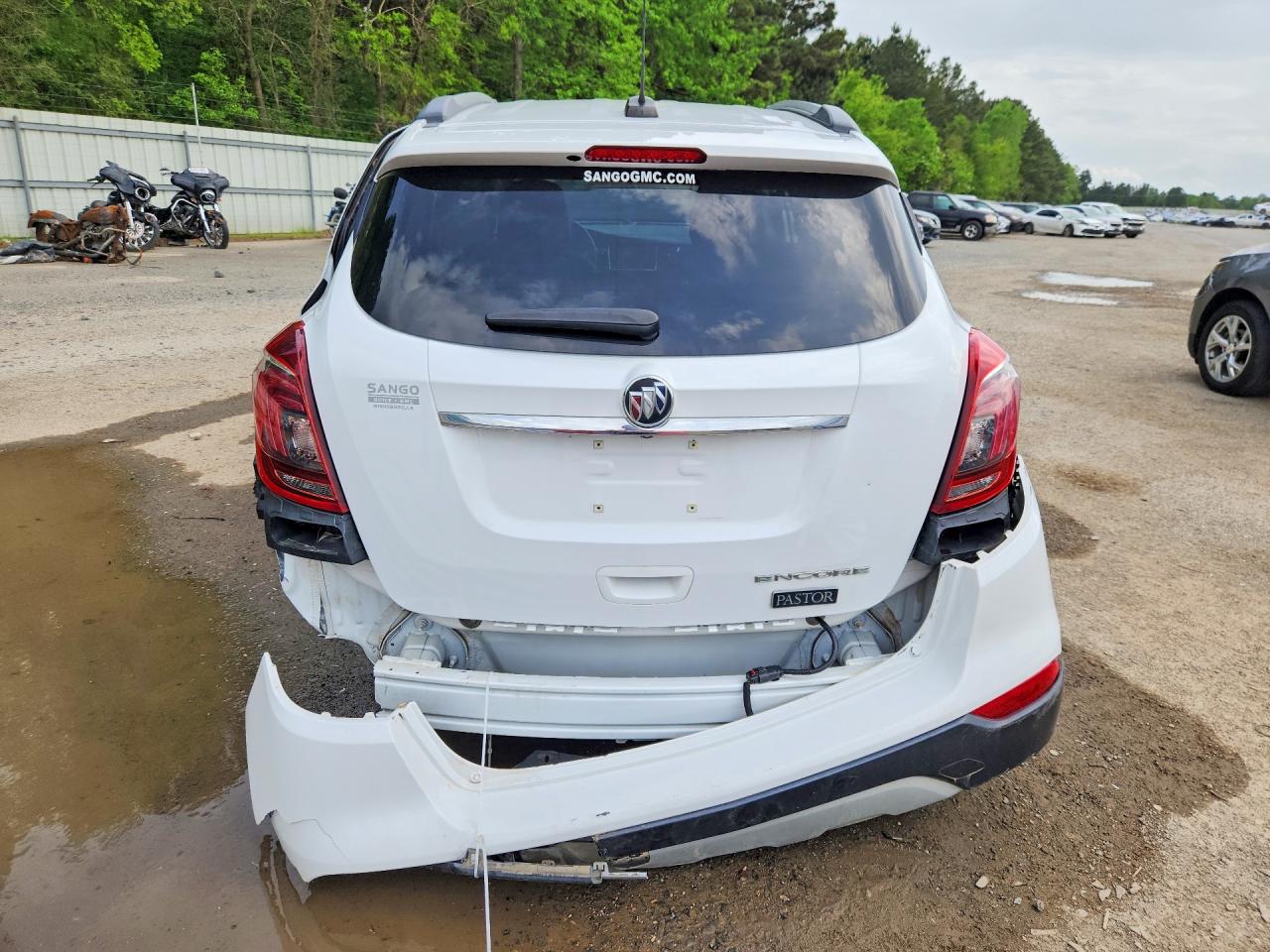 2019 BUICK ENCORE PREFERRED photo 16