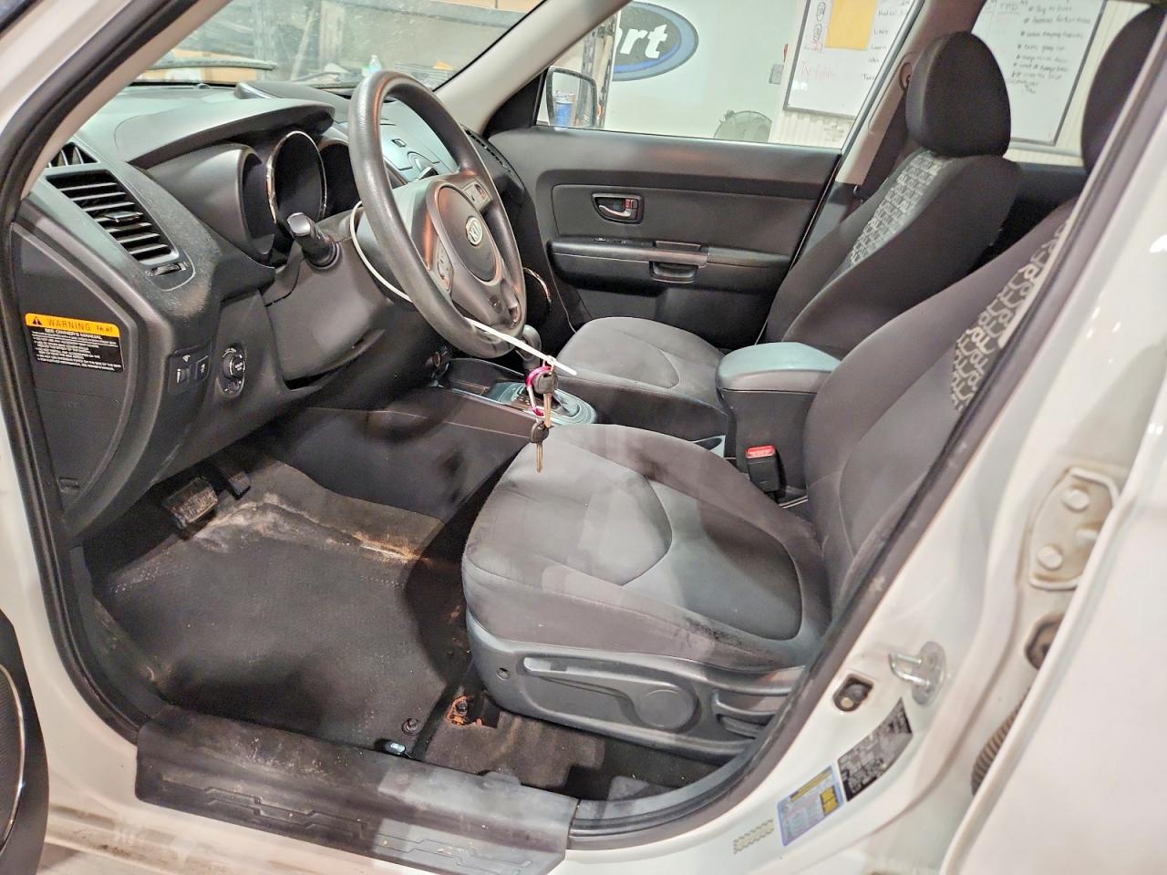 2011 KIA SOUL + photo 7