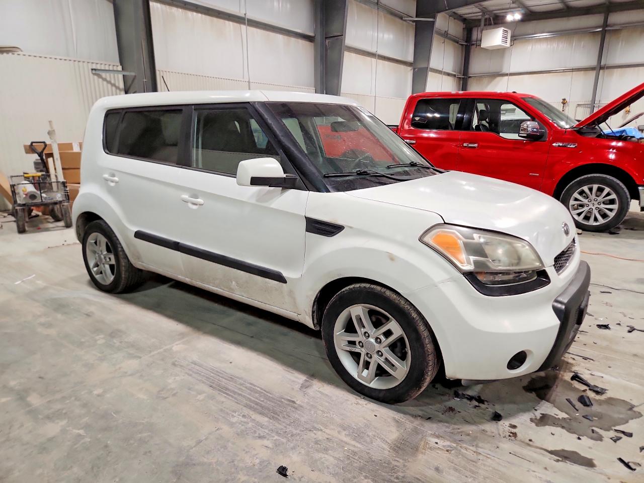 2011 KIA SOUL + photo 4