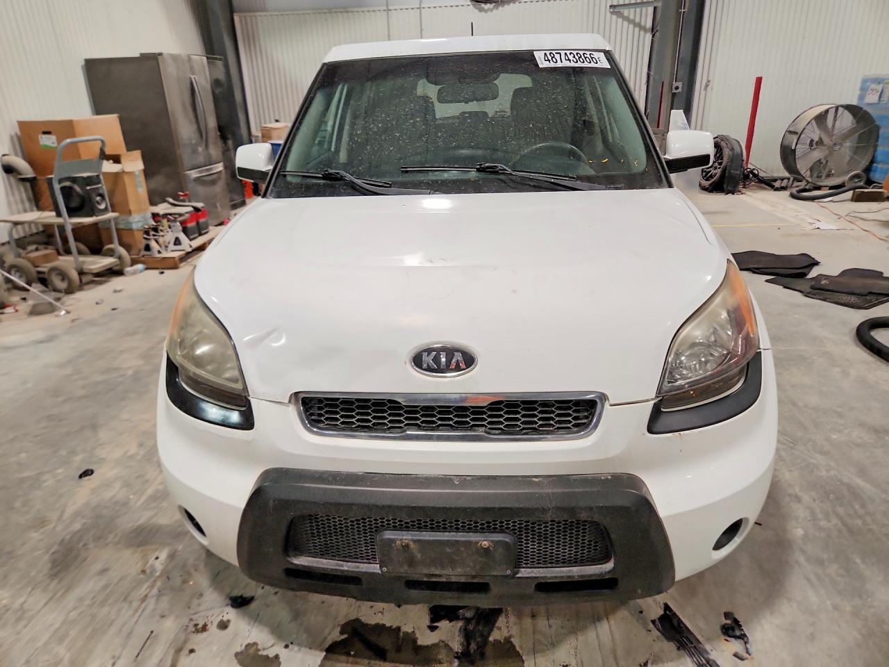 2011 KIA SOUL + photo 5
