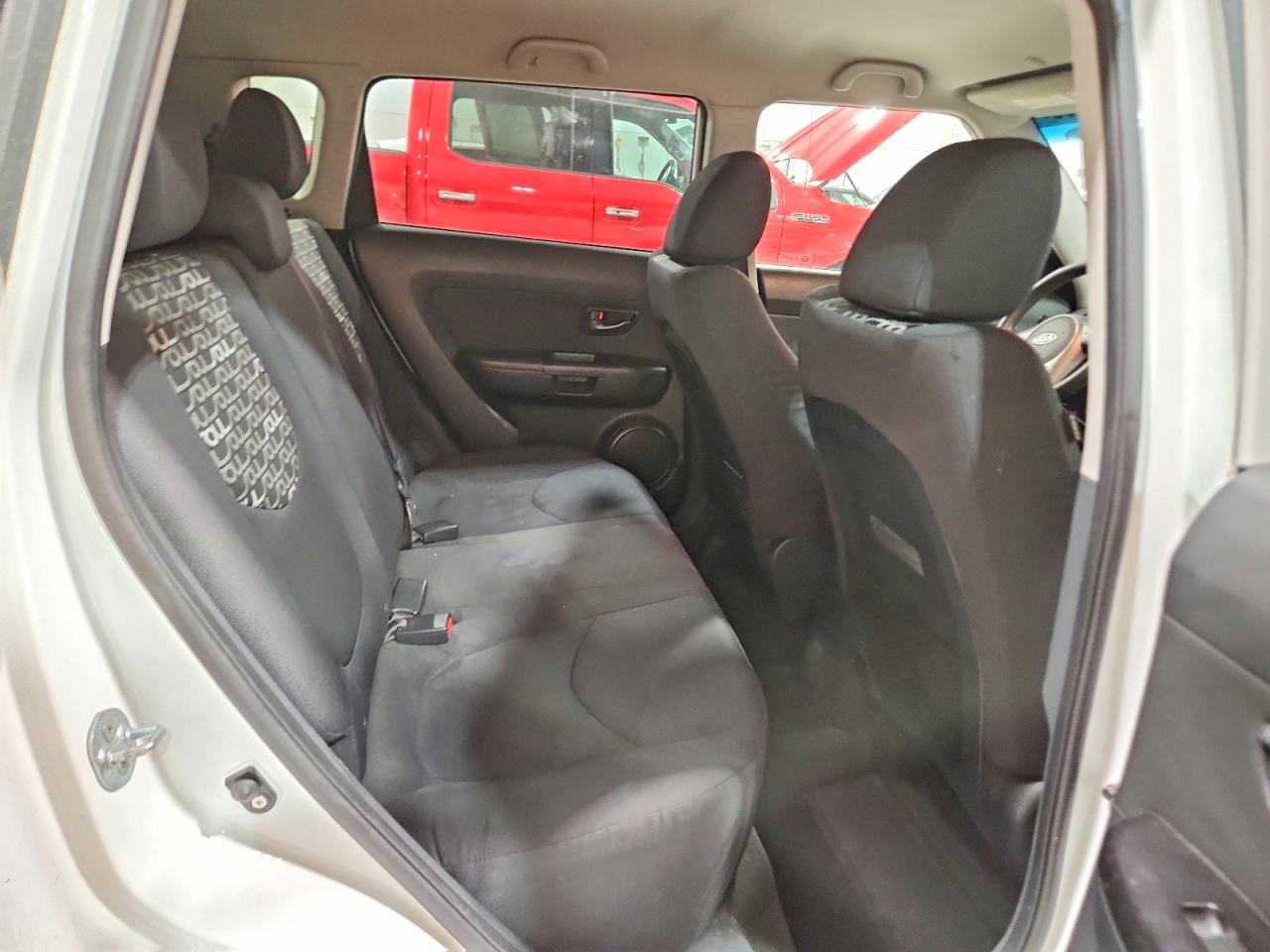 2011 KIA SOUL + photo 10