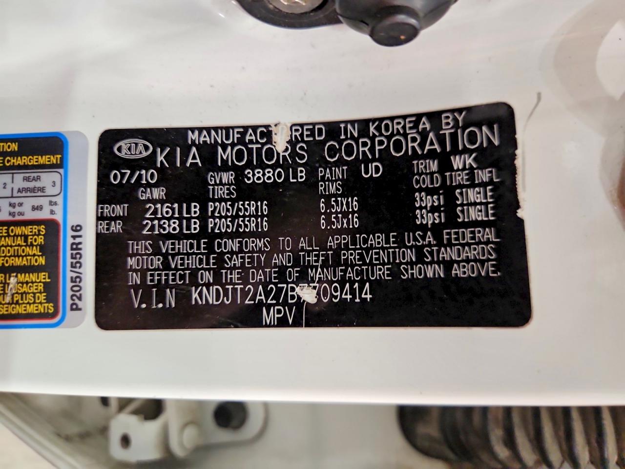 2011 KIA SOUL + photo 12