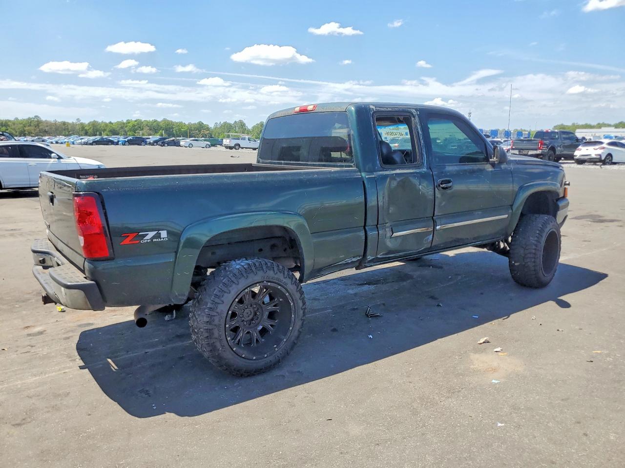 2006 CHEVROLET SILVERADO K1500 photo 7