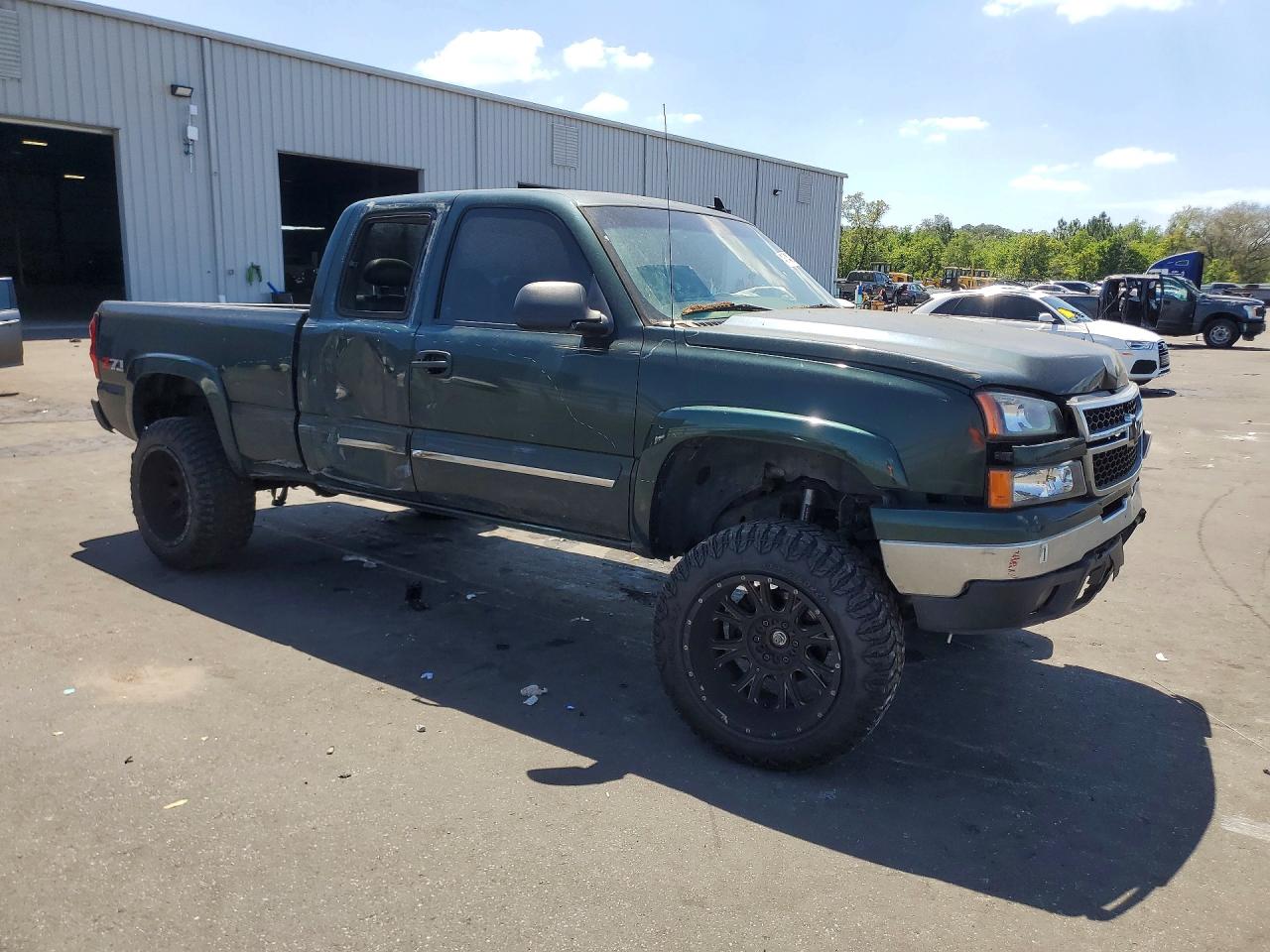 2006 CHEVROLET SILVERADO K1500 photo 10
