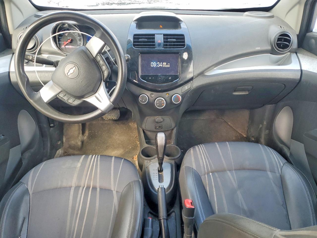 2015 CHEVROLET SPARK 1LT photo 8