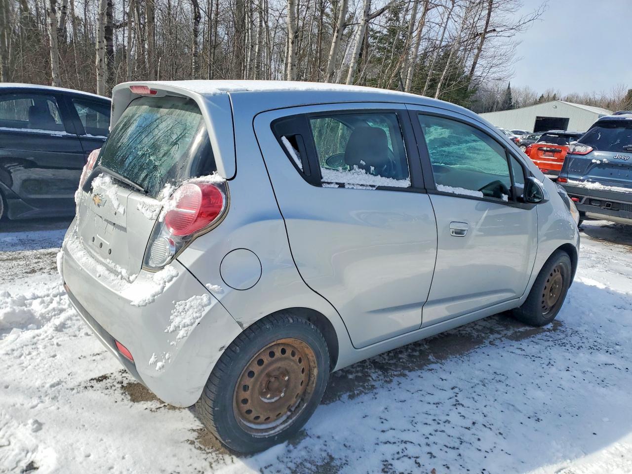 2015 CHEVROLET SPARK 1LT photo 3