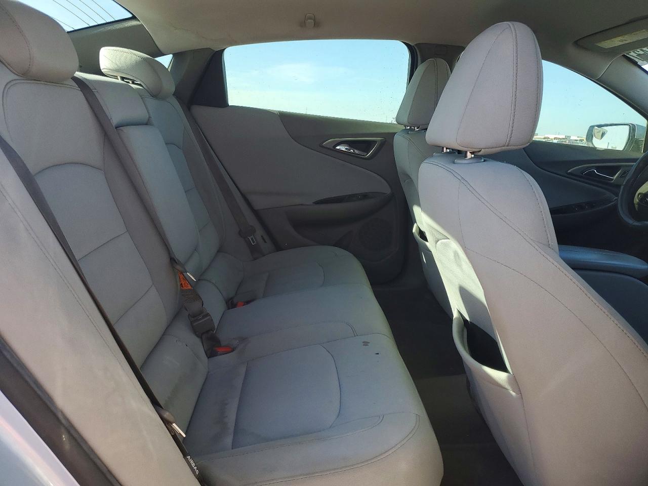 2017 CHEVROLET MALIBU LT photo 19
