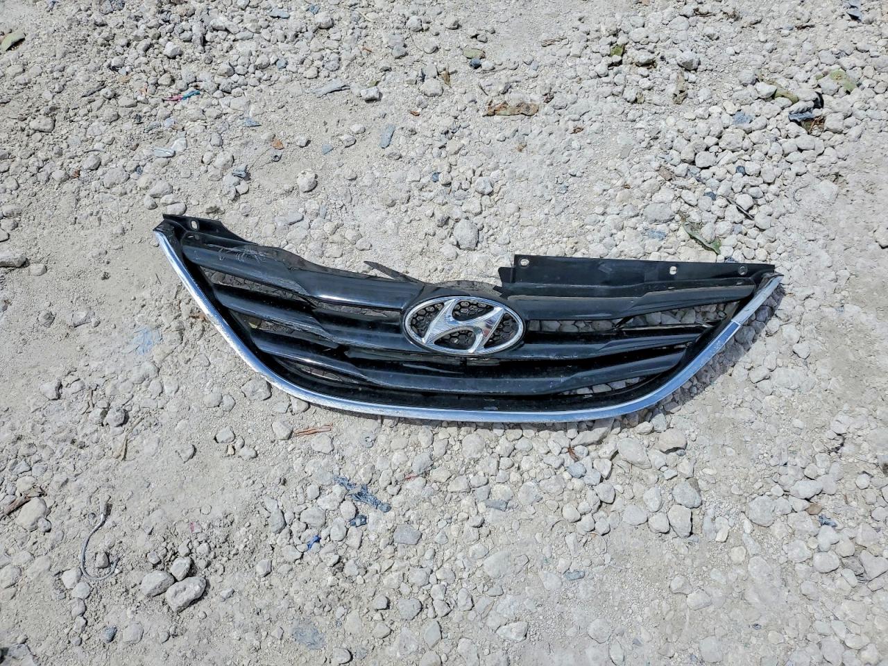 2013 HYUNDAI SONATA GLS photo 23