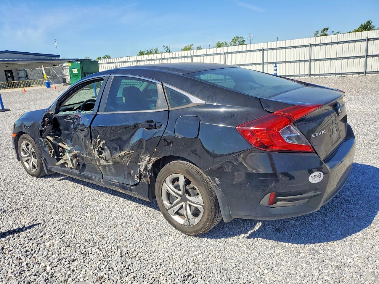 2016 HONDA CIVIC LX photo 4
