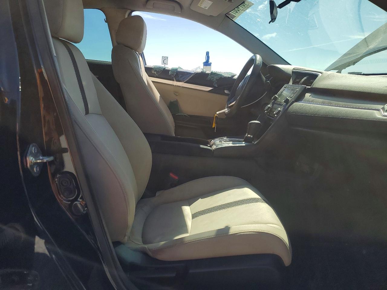 2016 HONDA CIVIC LX photo 19