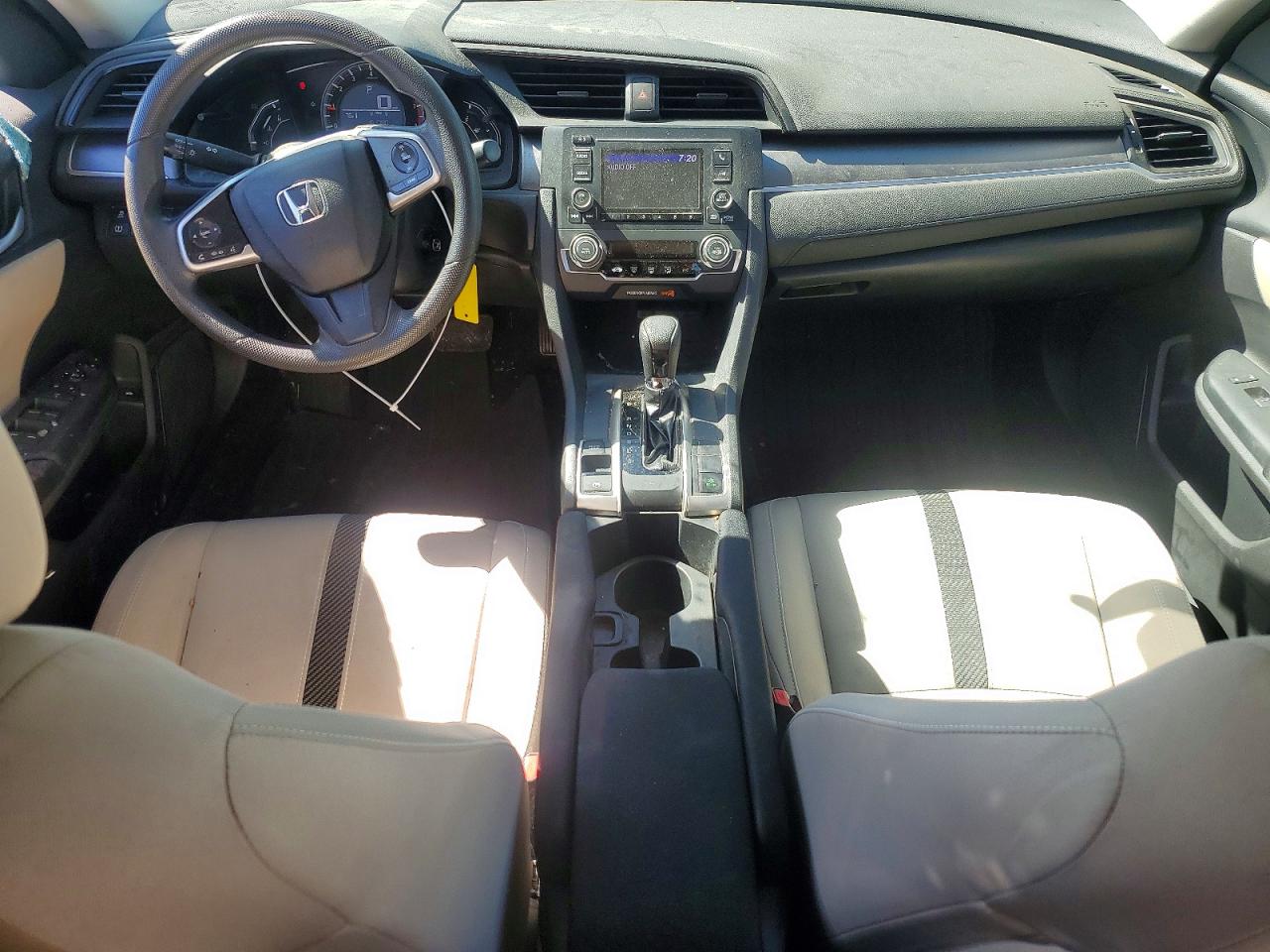2016 HONDA CIVIC LX photo 22
