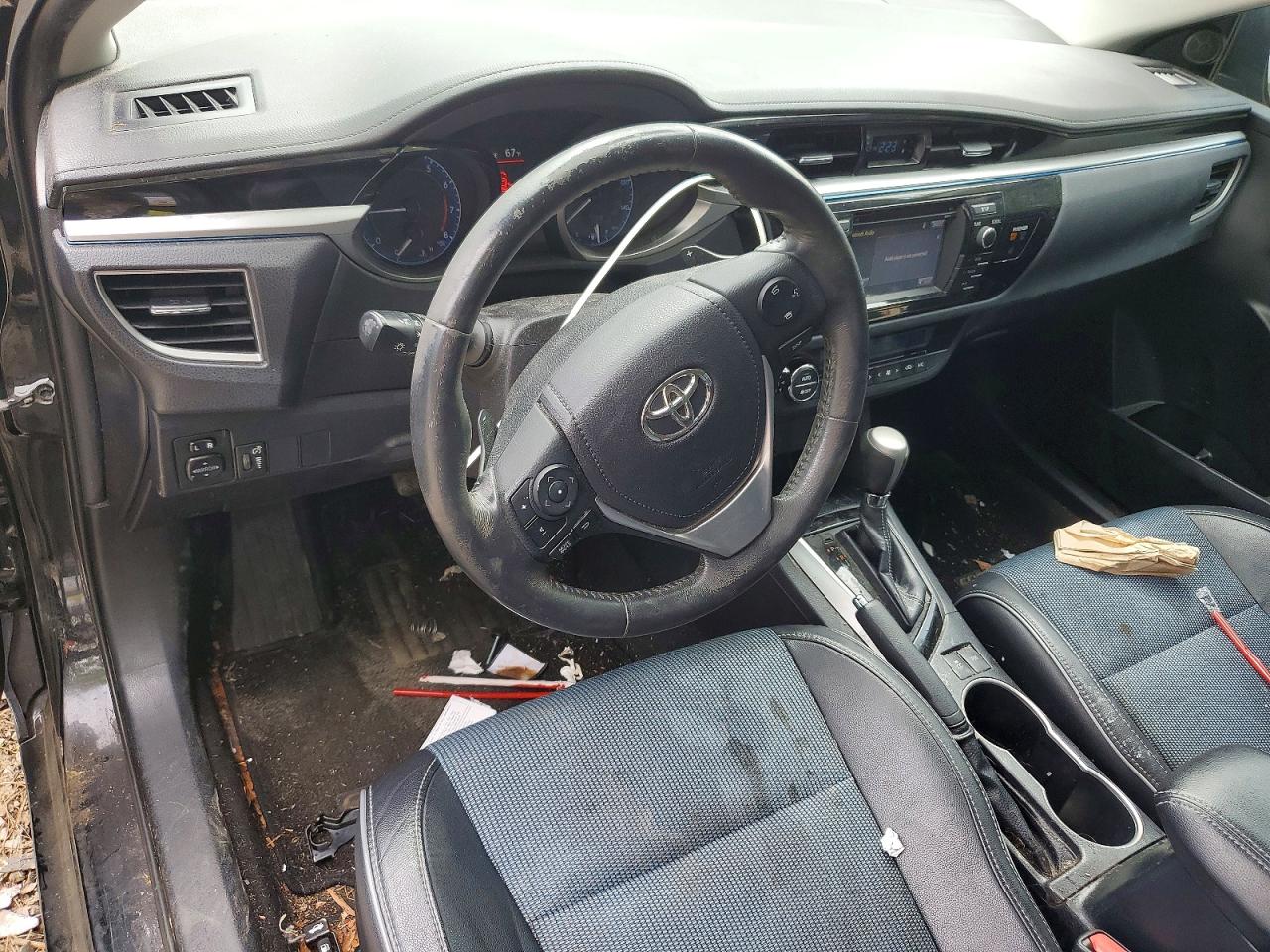 2016 TOYOTA COROLLA S PLUS photo 22