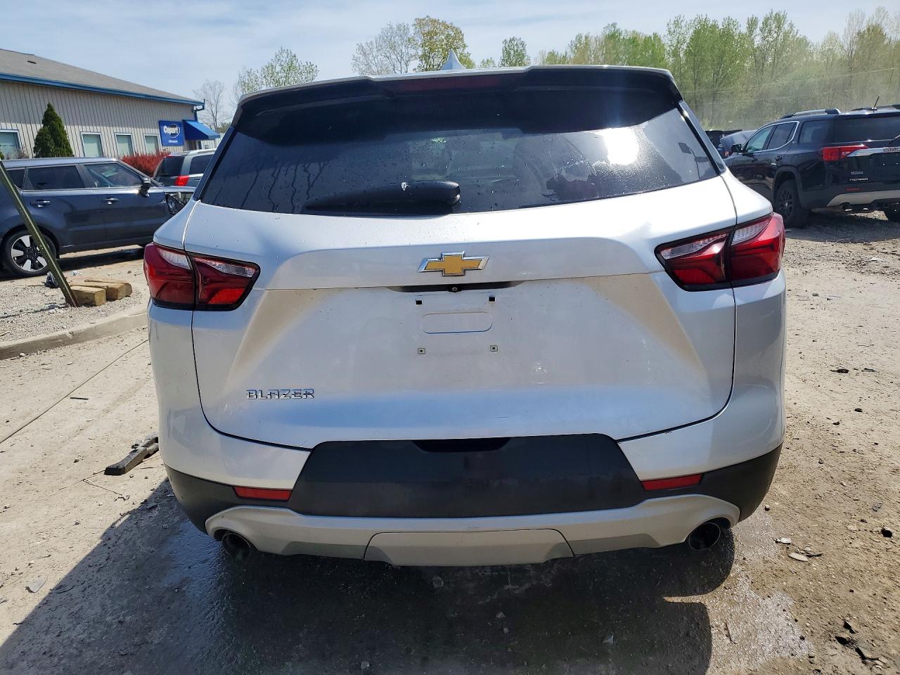 2020 CHEVROLET BLAZER 2LT photo 11