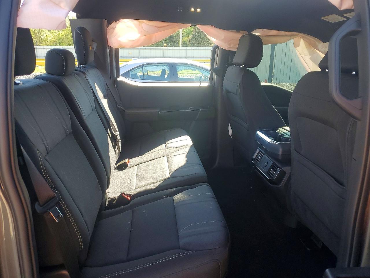 2025 FORD F150 STX photo 19