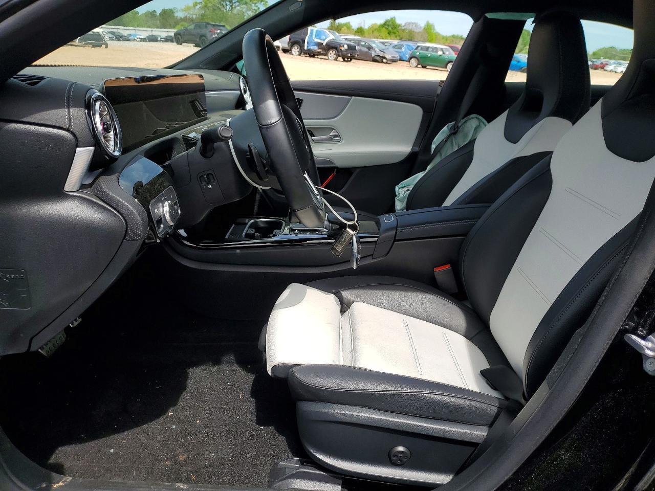 2023 MERCEDES-BENZ CLA 250 4MATIC photo 13