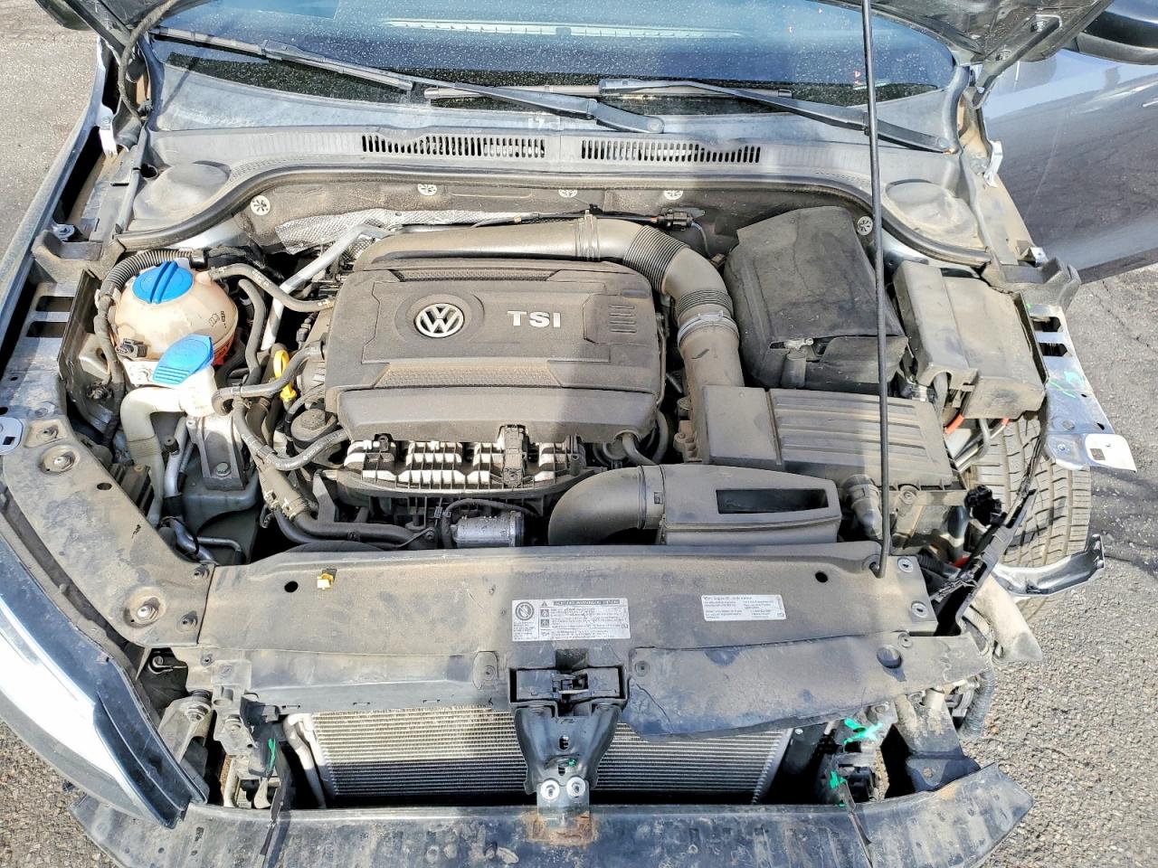 2015 VOLKSWAGEN JETTA SE photo 21