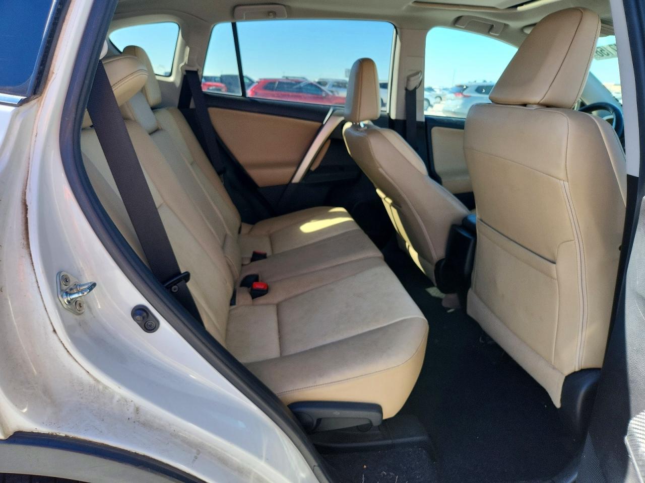 2014 TOYOTA RAV4 LIMITED photo 31