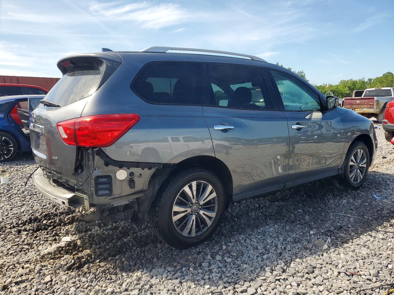 2020 NISSAN PATHFINDER S photo 5