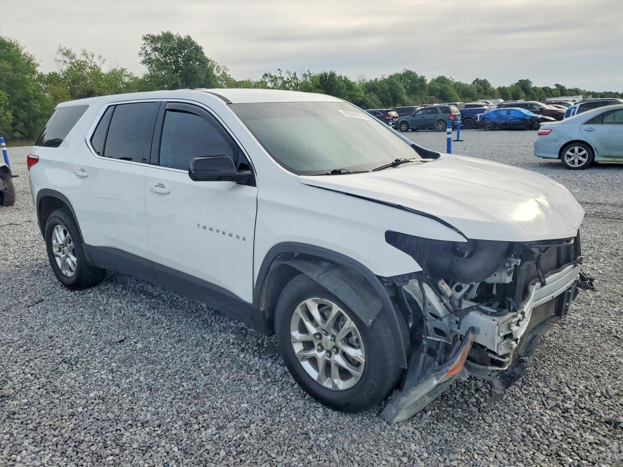 2020 CHEVROLET TRAVERSE LS photo 7