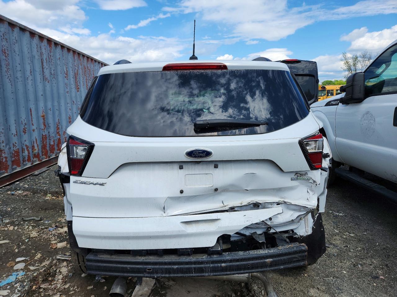2018 FORD ESCAPE photo 11