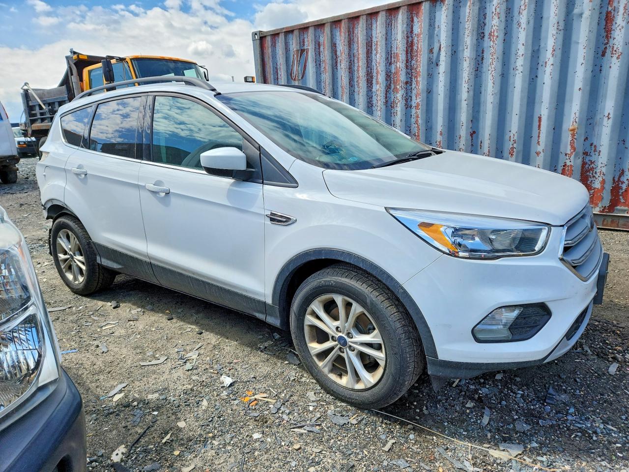 2018 FORD ESCAPE photo 7