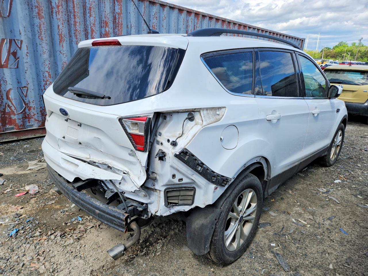 2018 FORD ESCAPE photo 5
