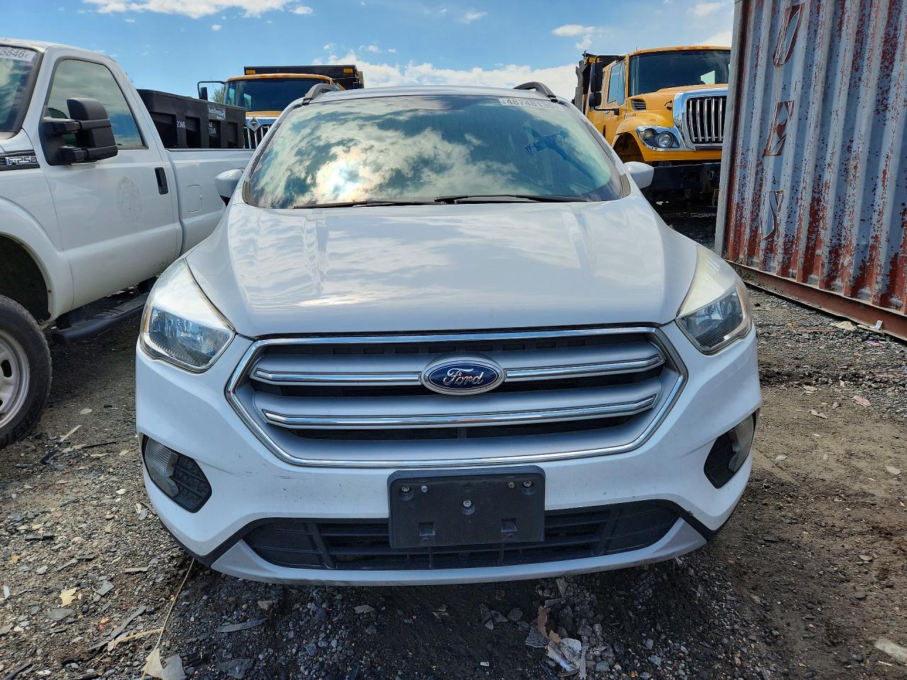 2018 FORD ESCAPE photo 9