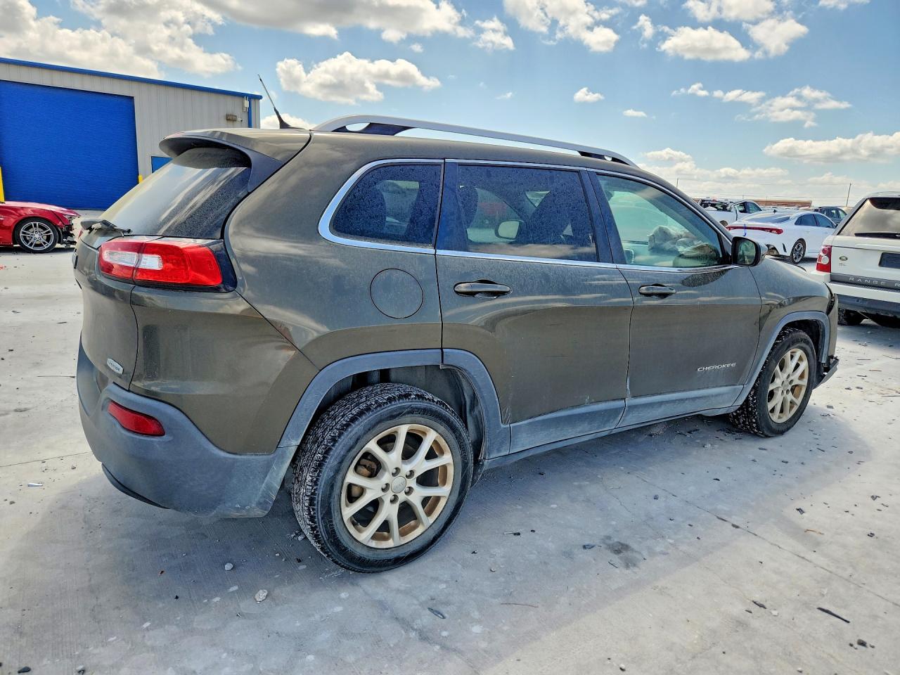2015 JEEP CHEROKEE LATITUDE photo 3