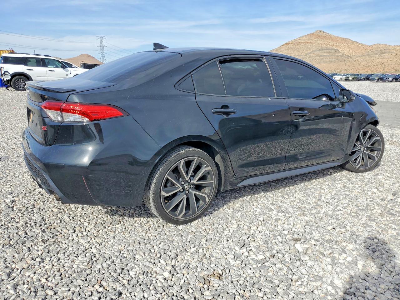 2020 TOYOTA COROLLA SE photo 5