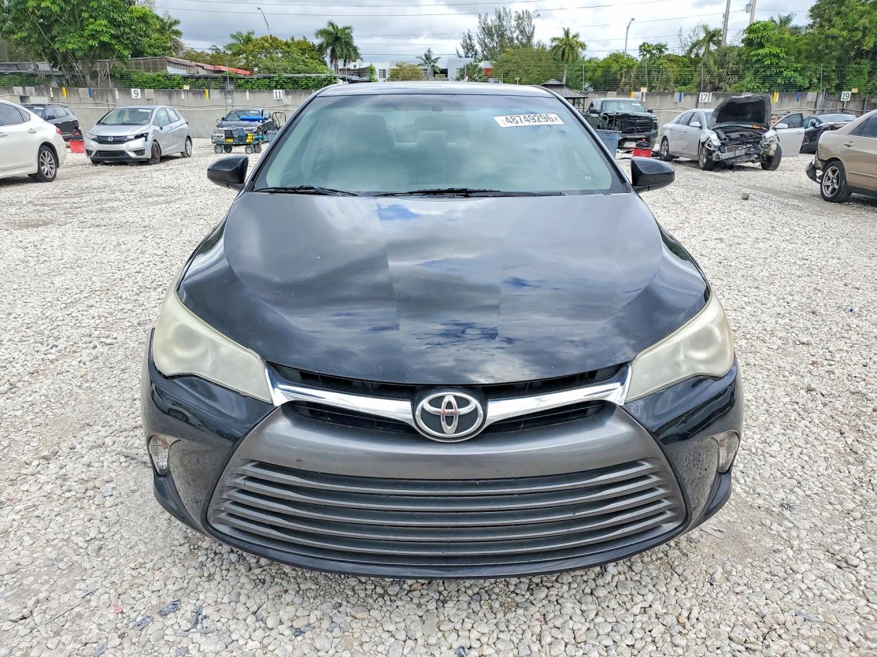 2016 TOYOTA CAMRY LE photo 9