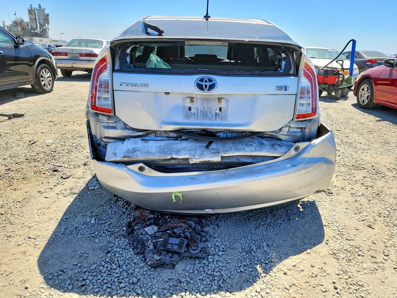 2015 TOYOTA PRIUS FOUR photo 16
