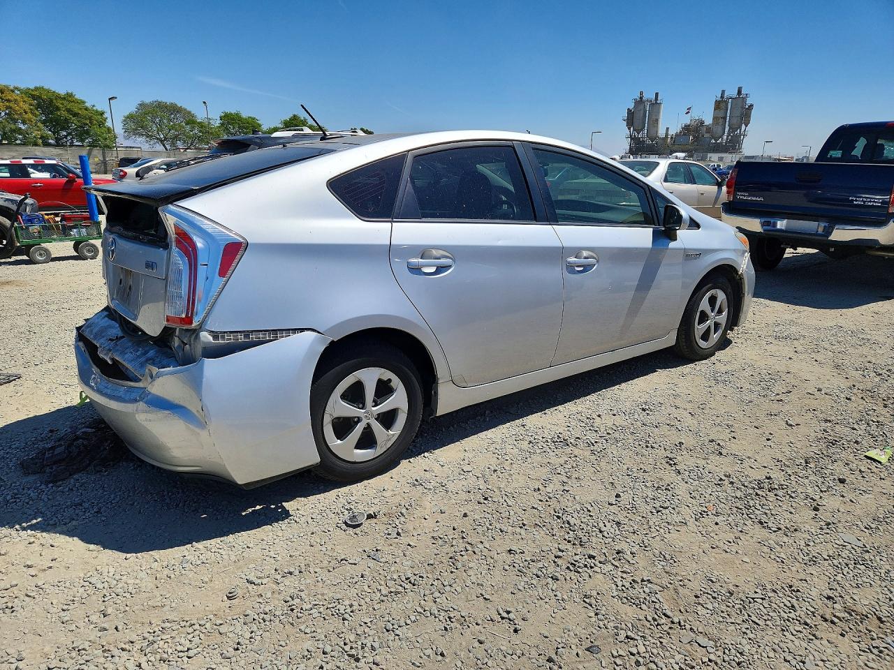2015 TOYOTA PRIUS FOUR photo 7
