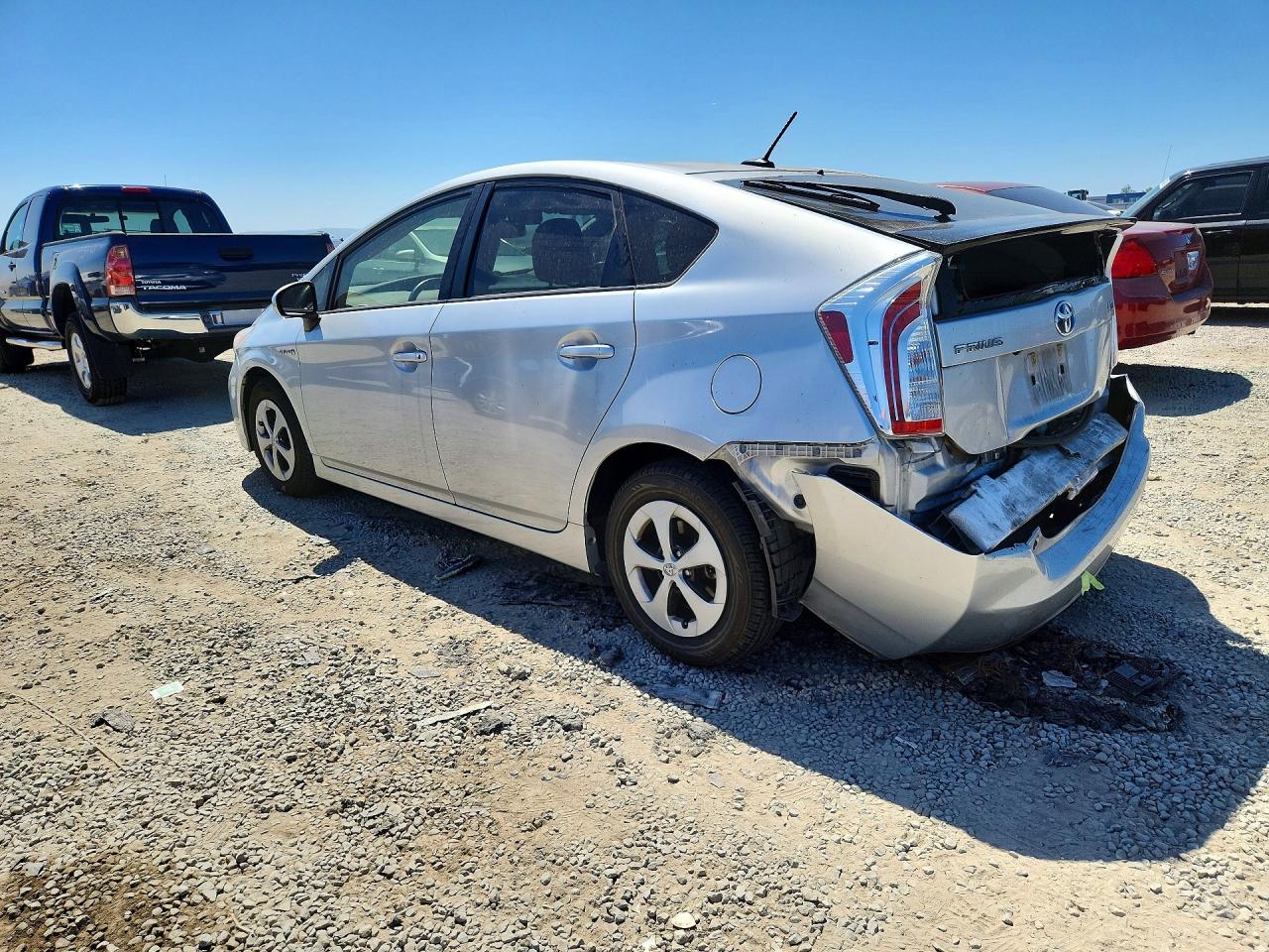 2015 TOYOTA PRIUS FOUR photo 4