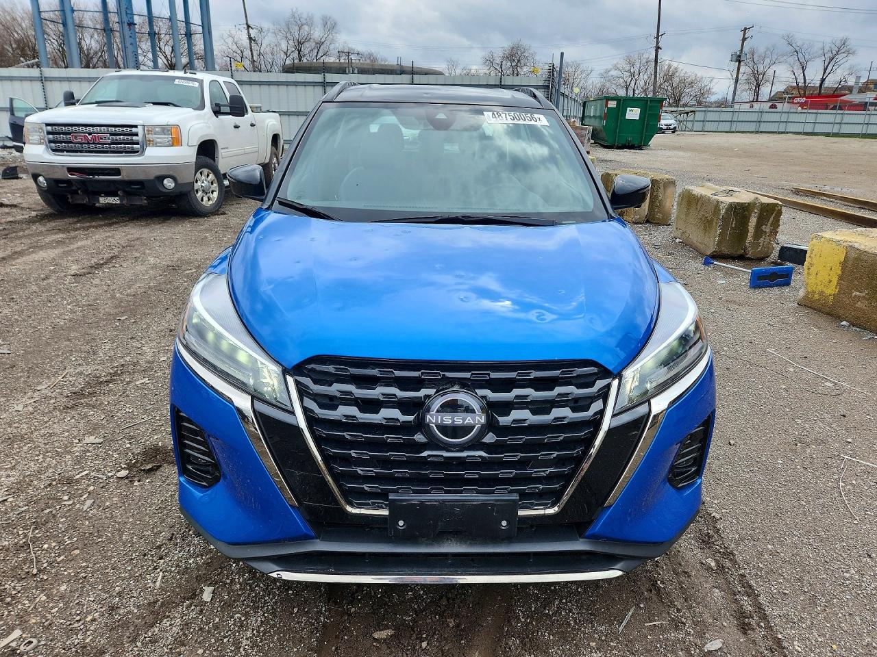 2023 NISSAN KICKS SR photo 5